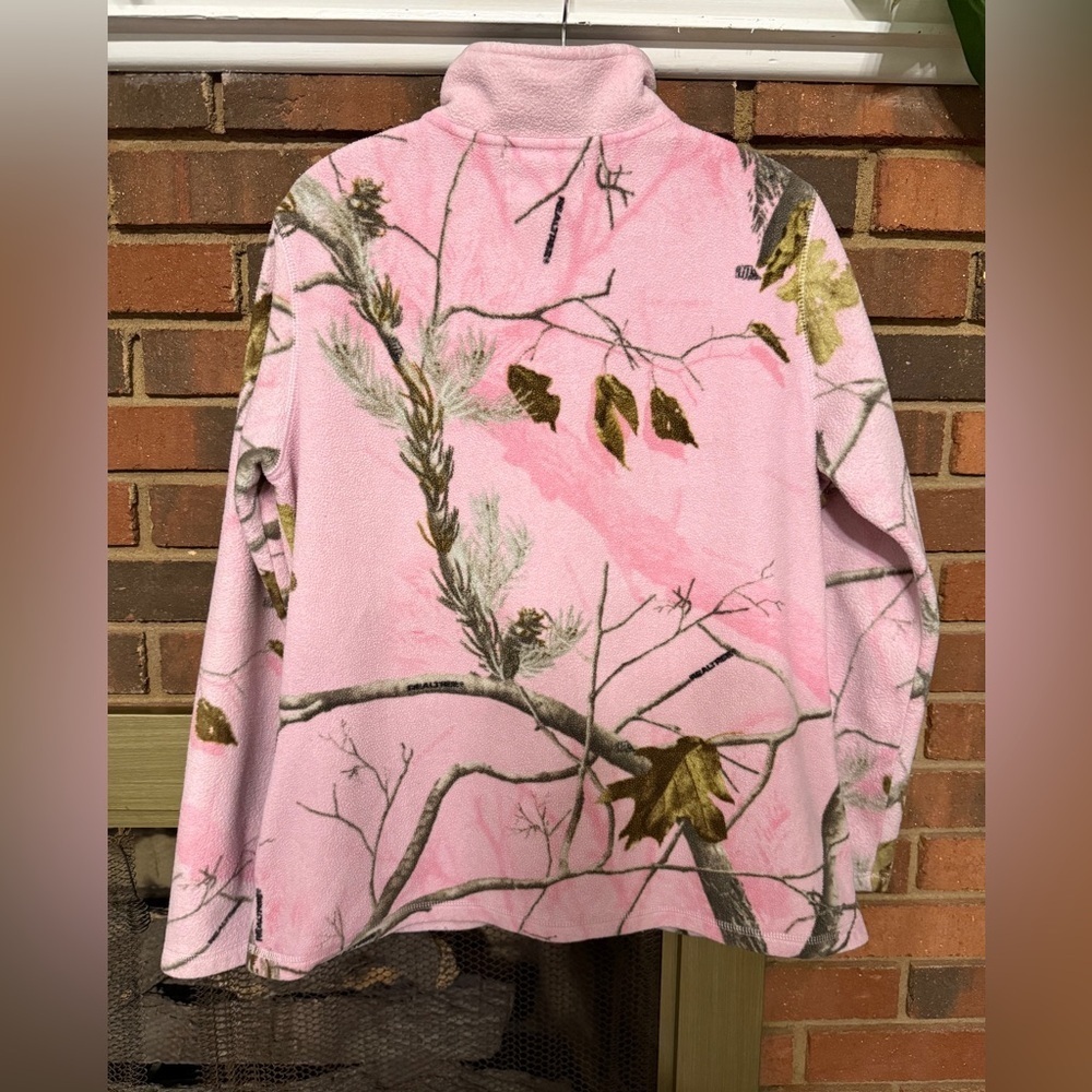#2) Realtree Pink Camouflage Fleece Jacket size L (12-14) - Picture 2 of 7